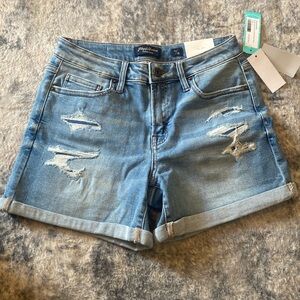 Flag & Anthem: Shelby Distressed Cuffed Denim Short